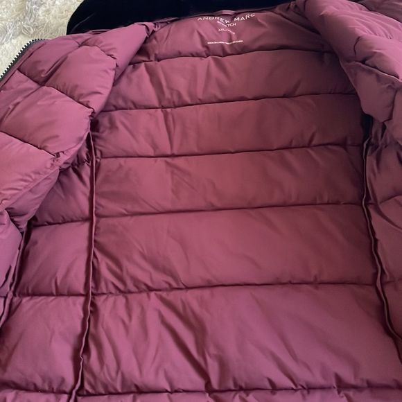 Woman’s Andrew Marc stretch long puffer coat - Picture 6 of 10